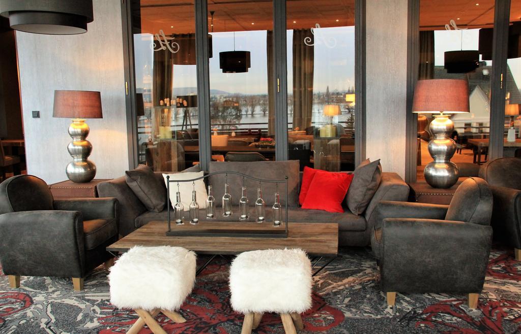 Naegler'S Fine Lounge Hotel Oestrich-Winkel Buitenkant foto