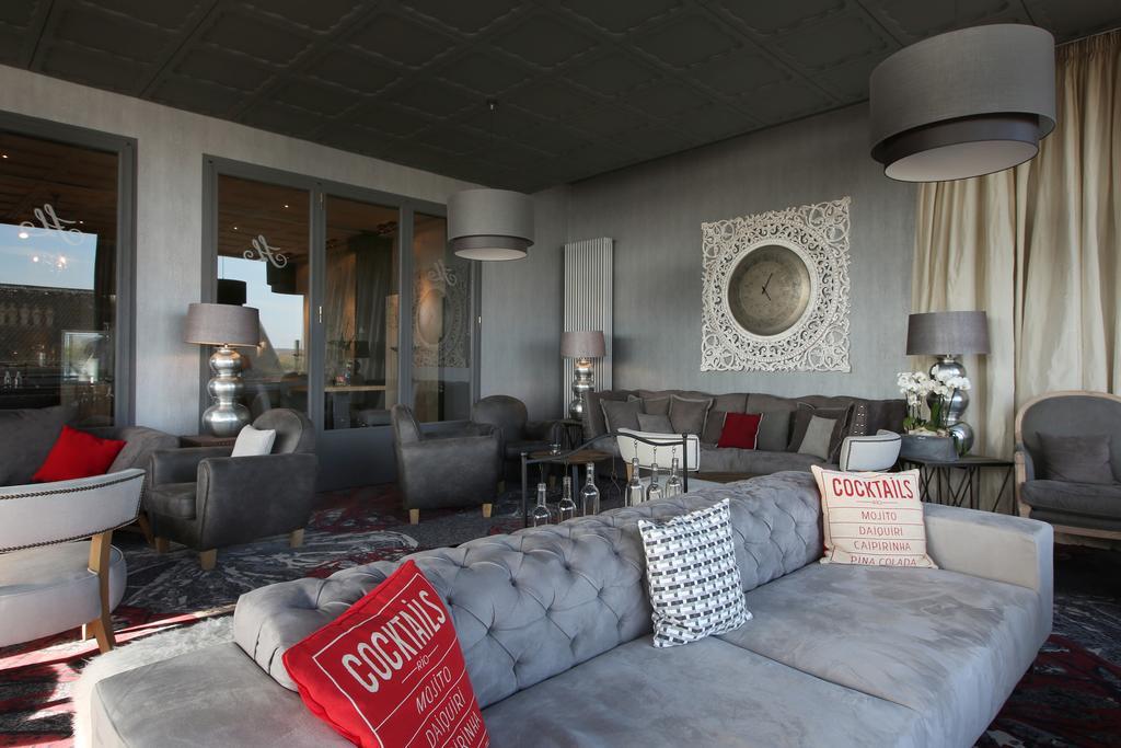 Naegler'S Fine Lounge Hotel Oestrich-Winkel Buitenkant foto